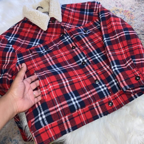 Flag&Anthem Woman’s Plaid Faux Sherpa Jacket Size Small - Picture 7 of 14